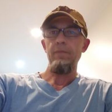 Profile photo of Simon